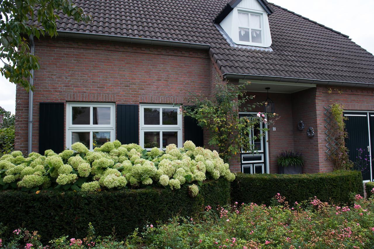 B&B Aan De Burgt Boekel Exteriör bild